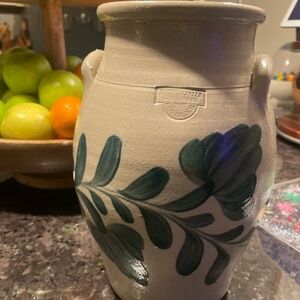 Salmon Falls onion keeper: Green Leaf Design